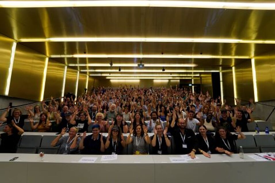 Gruppenfoto der Teilnehmenden
