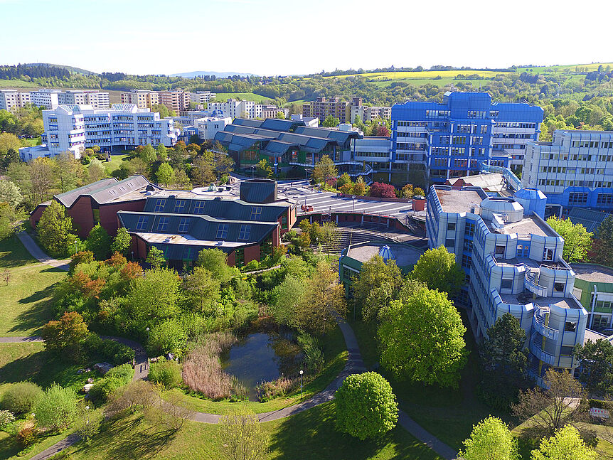 Grünfläche am Uni Campus